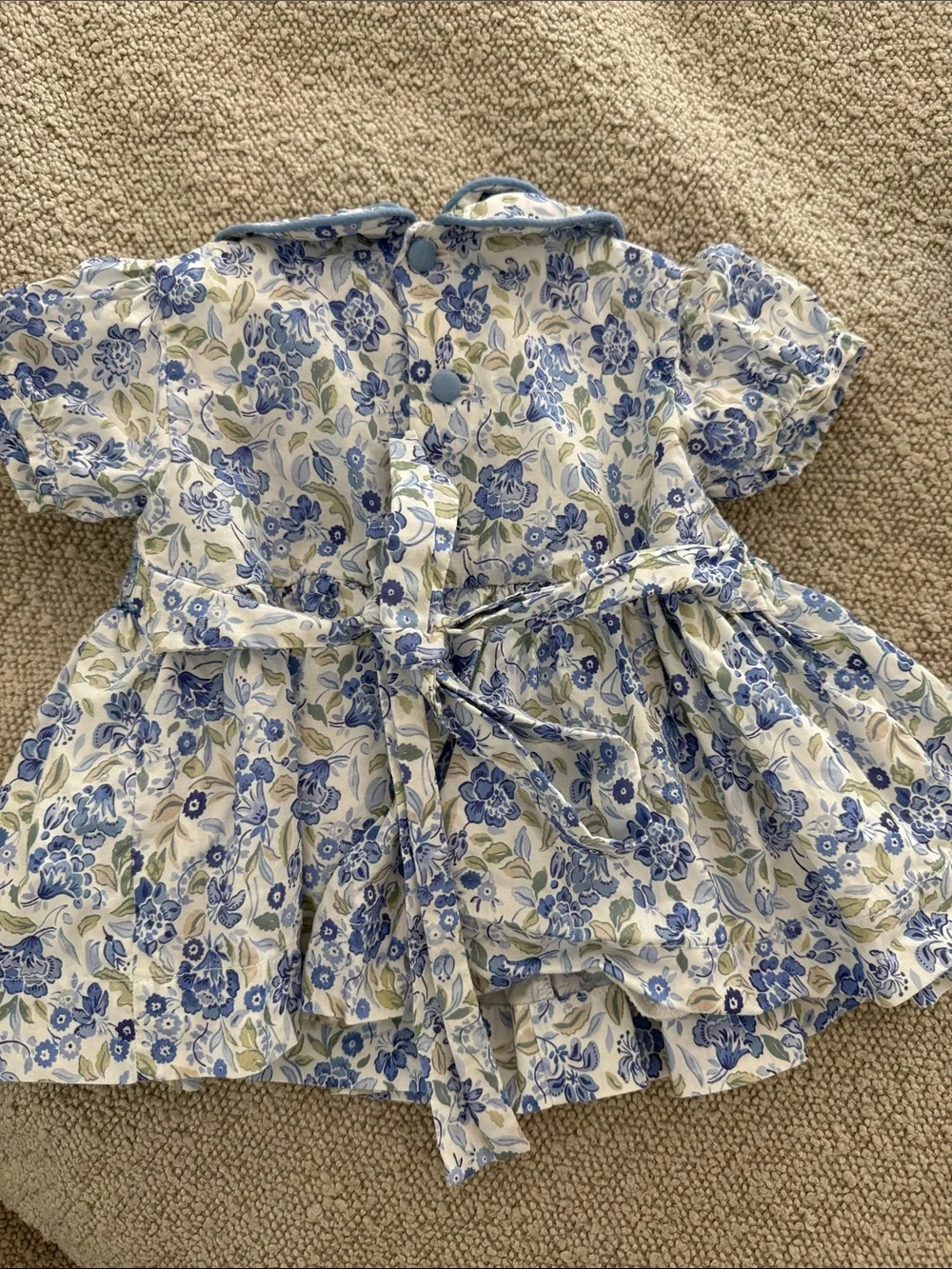 La Coqueta charming blue